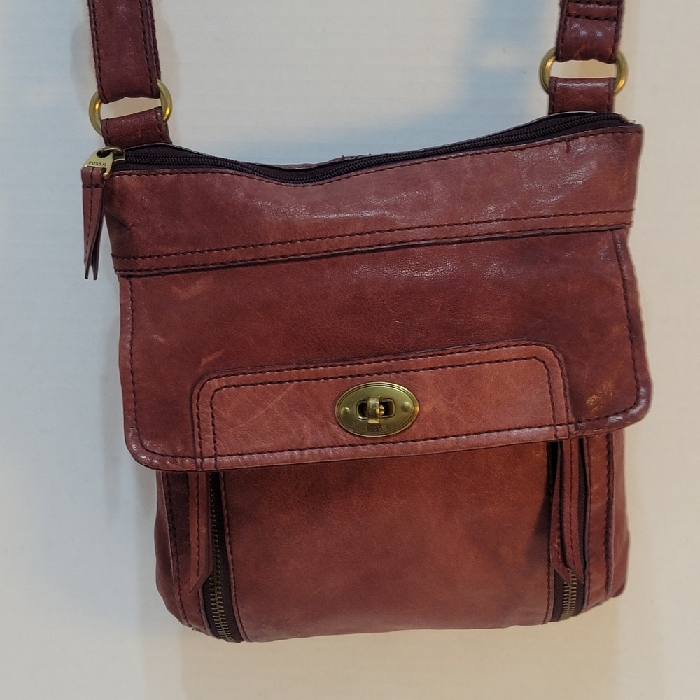 Fossil Long Live Vintage Crossbody Messenger Lamb Hide Leather bag 11"x10.5"
